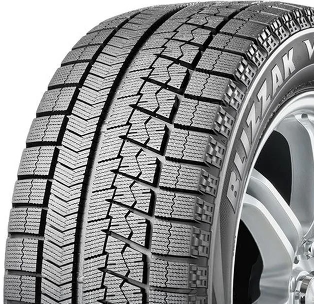 Автошины R17 235/55 99S Bridgestone Blizzak VRX (2018 год)